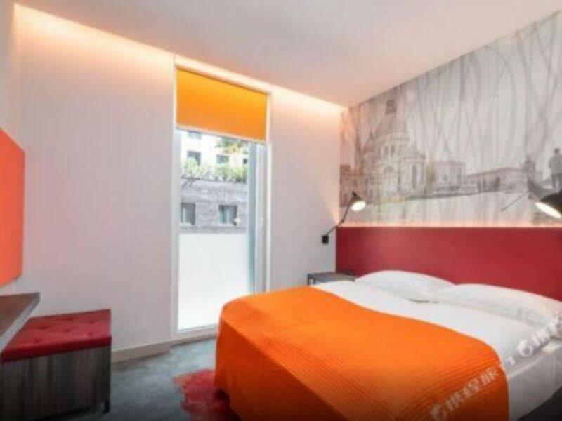 7 เดย์ พรีเมียม โฮเต็ล เวนิส - เมสเตร Hotel ภายนอก รูปภาพ